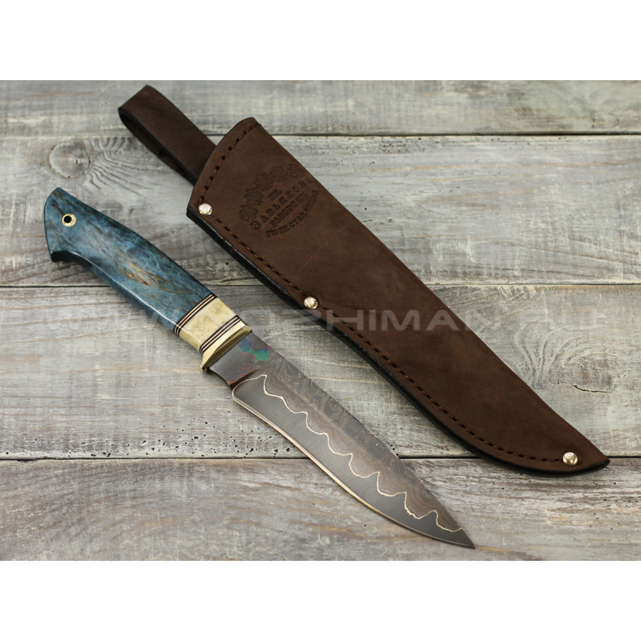 Нож "Акула" Ламинат B400
