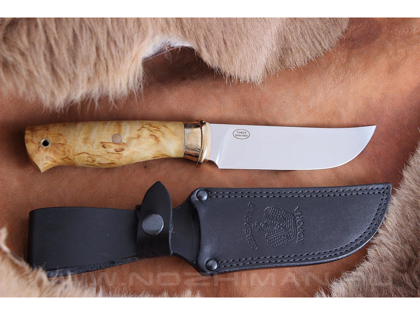 Нож "Секач" Bohler N695, карельская береза