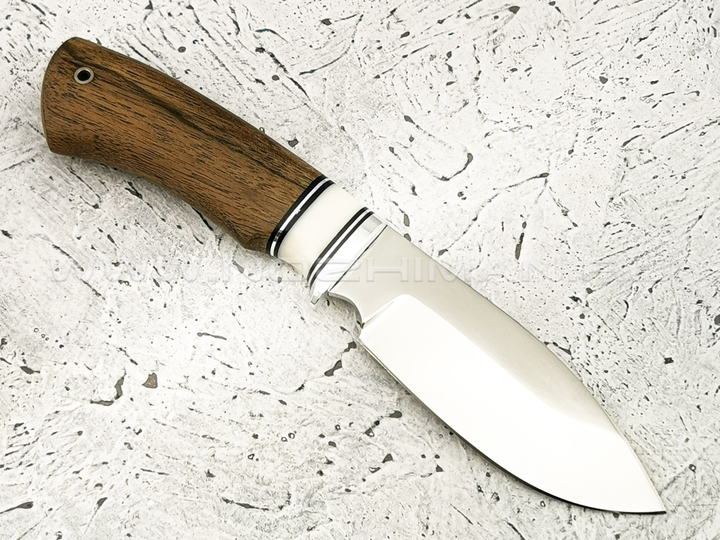 Нож "Бобёр" сталь N690, рукоять орех, акрил (Тов. Завьялова)