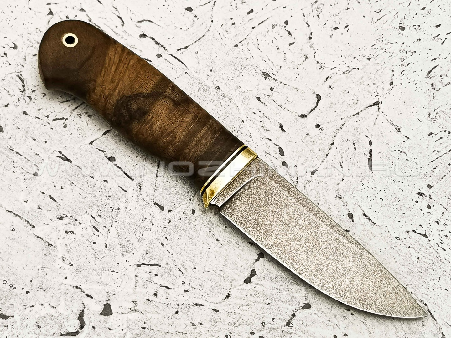 Нож "Шаман" булатная сталь, рукоять корень ореха (Наследие)