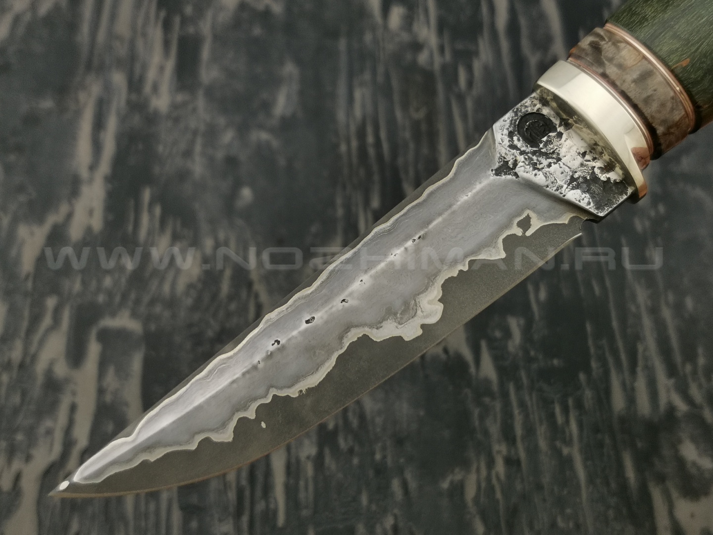 Нож НЛВ3 ламинированная сталь K340 рукоять стаб. карельская береза, мельхиор (Леонид Васильев)