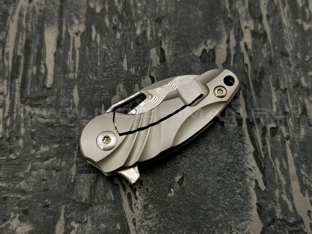 TuoTown нож Micro-1 нержавеющий дамаск, рукоять Titanium