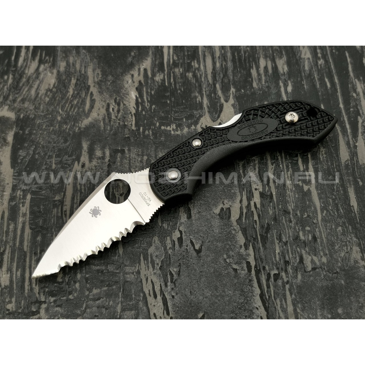 Нож Spyderco Dragonfly 2 C28SBK2 serrated, сталь VG-10 satin, рукоять FRN black
