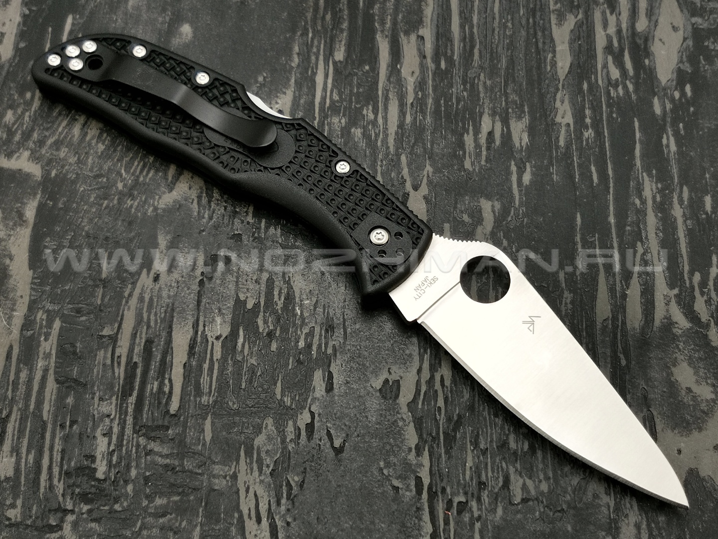 Нож Spyderco Endela Plain C243PBK, сталь VG-10 satin, рукоять FRN black