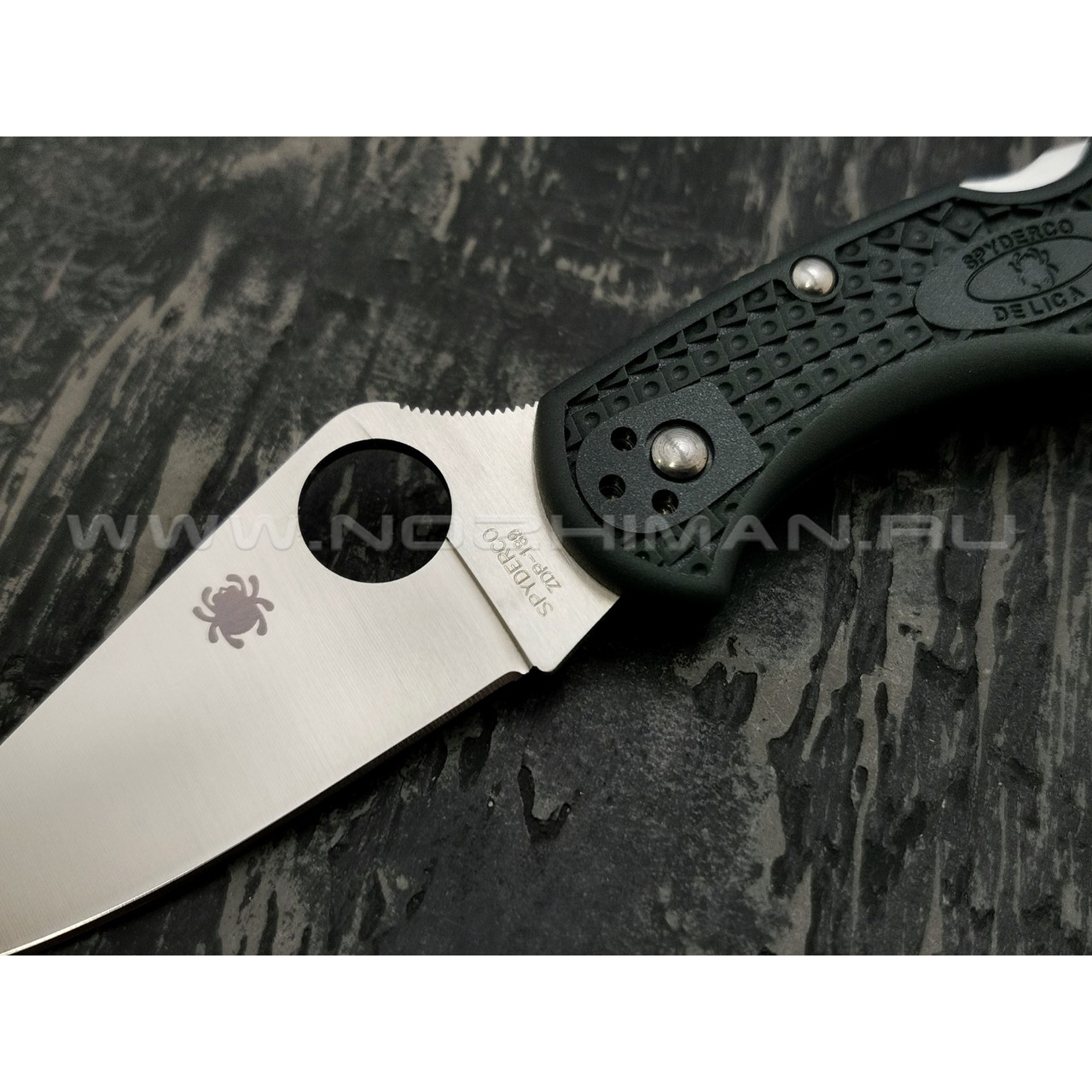 Нож Spyderco Delica 4 C11PGRE, сталь ZDP-189, рукоять FRN Lightweight British Racing Green