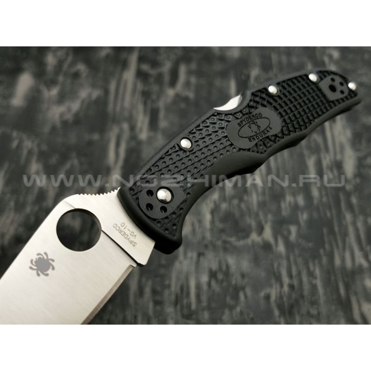Нож Spyderco Endura 4 Flat Ground Black C10FPBK, сталь VG-10 satin, рукоять FRN Black