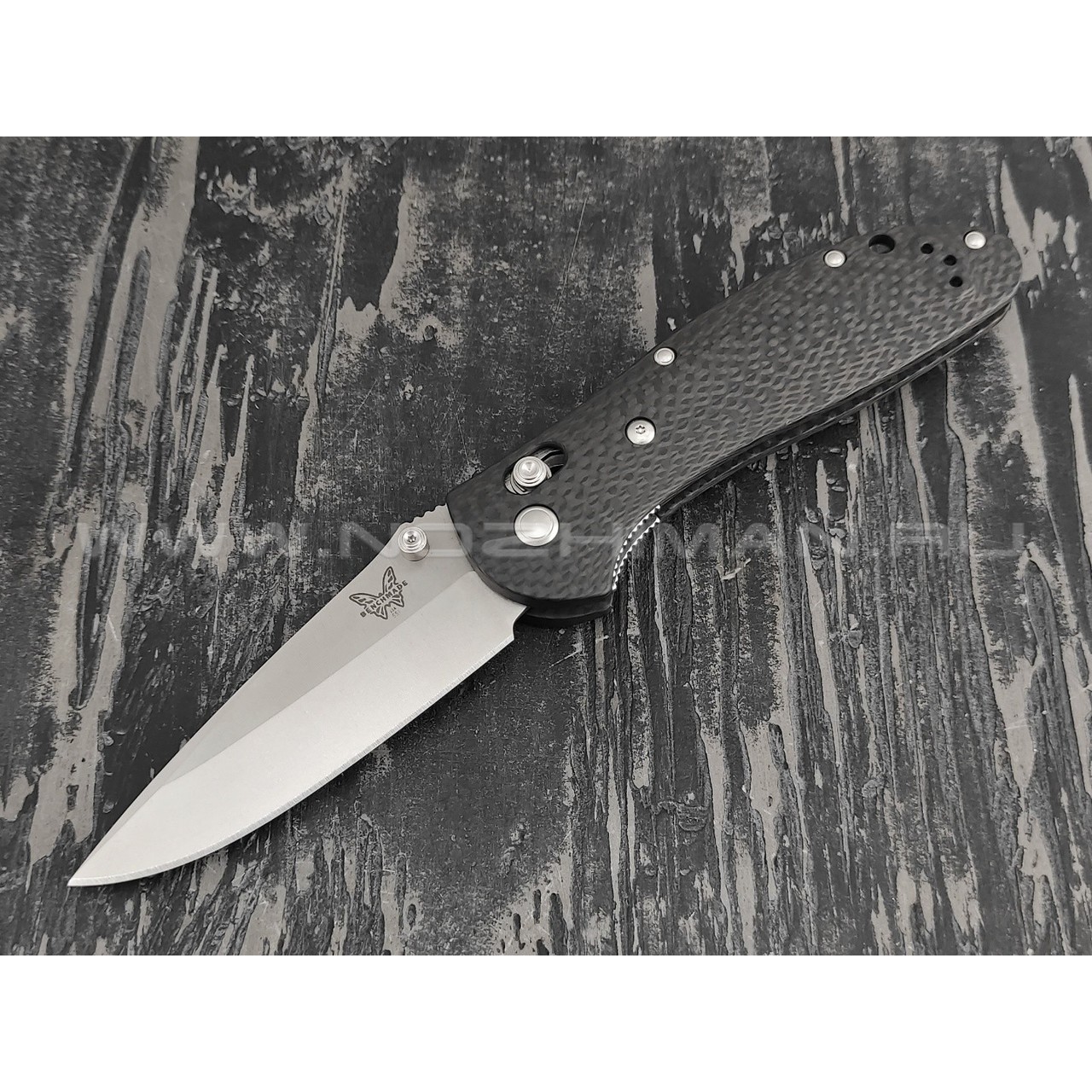 Нож Benchmade CU551-SS-S90V Custom GRIPTILIAN сталь CPM-S90V, рукоять carbon