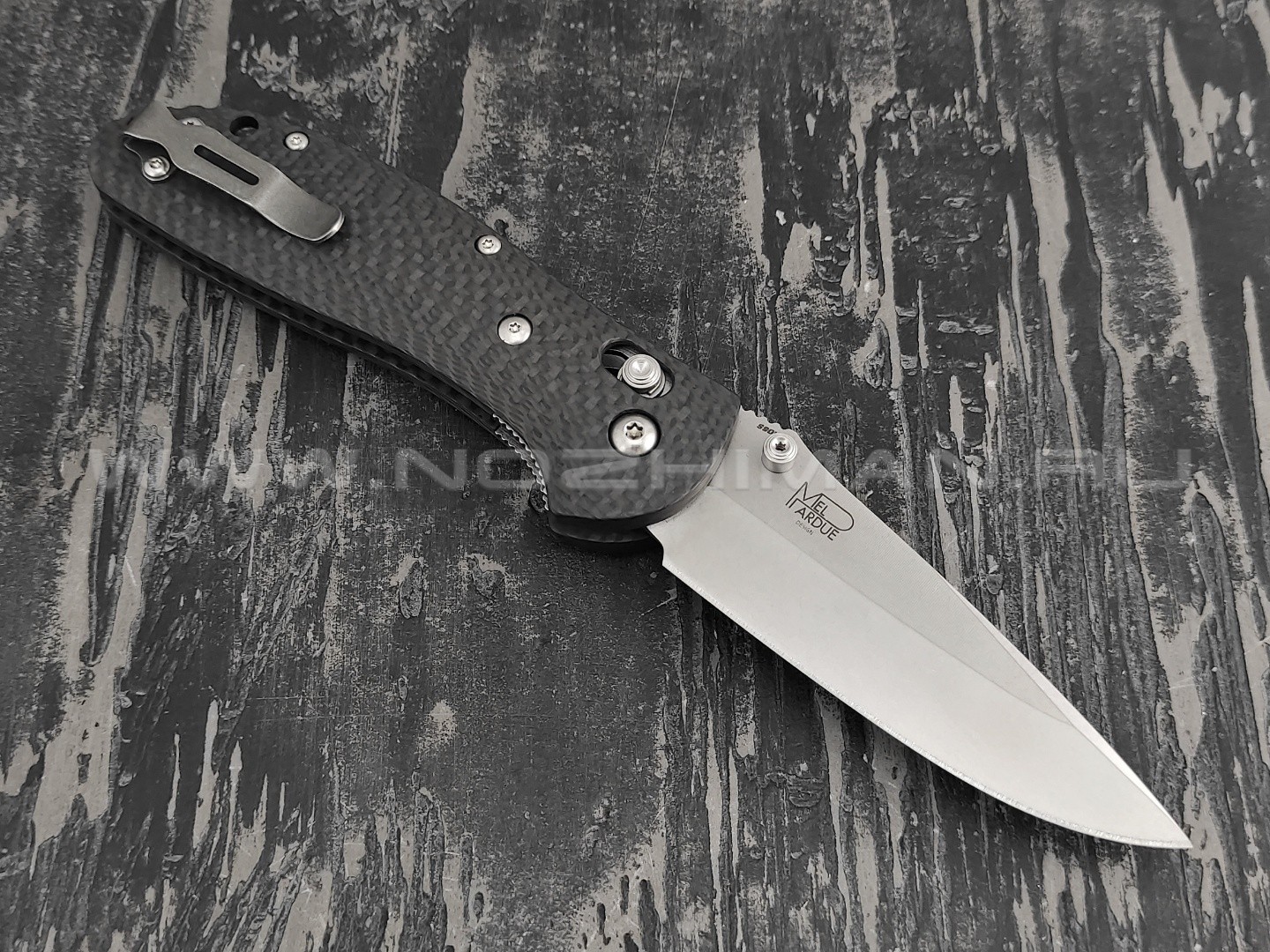 Нож Benchmade CU551-SS-S90V Custom GRIPTILIAN сталь CPM-S90V, рукоять carbon