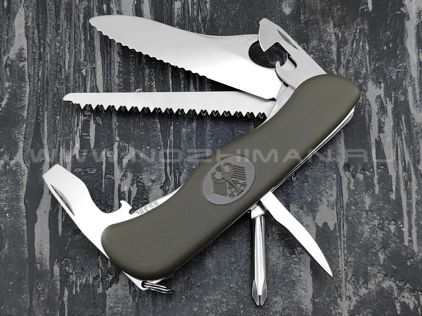 Швейцарский нож Victorinox 0.8461.MW4DE Military olive green (10 функций)
