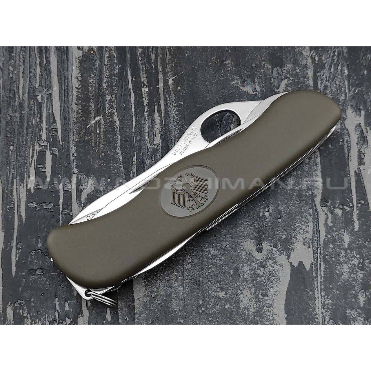 Швейцарский нож Victorinox 0.8461.MW4DE Military olive green (10 функций)
