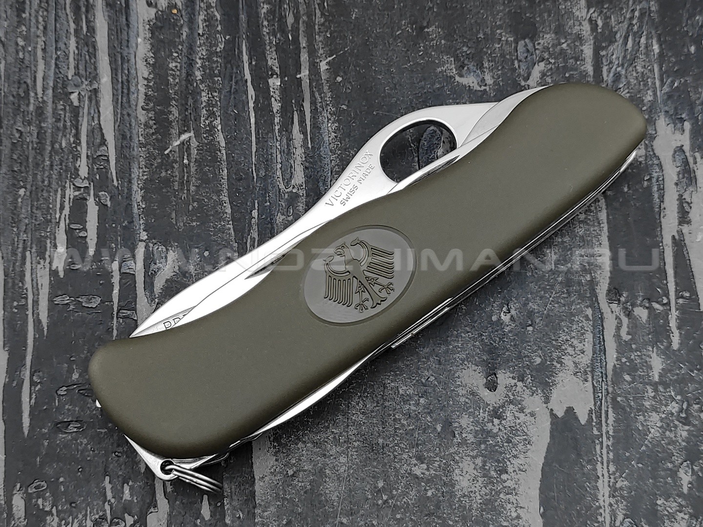 Швейцарский нож Victorinox 0.8461.MW4DE Military olive green (10 функций)