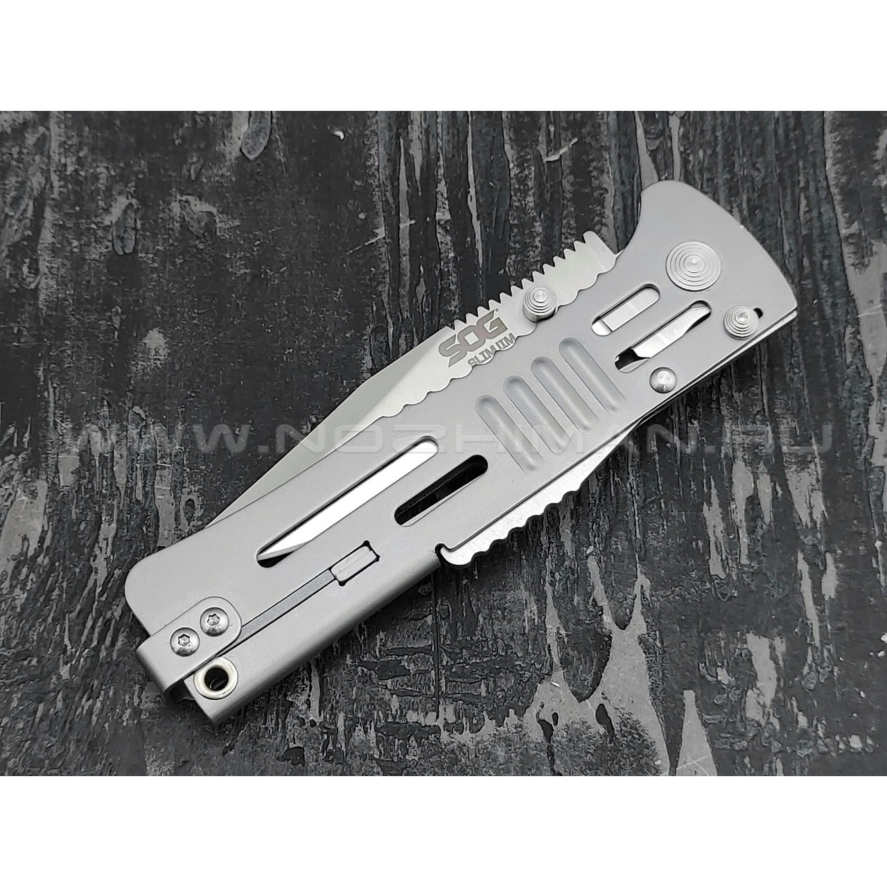 Нож SOG SJ-31 SlimJim сталь Aus-8, рукоять сталь 420J2