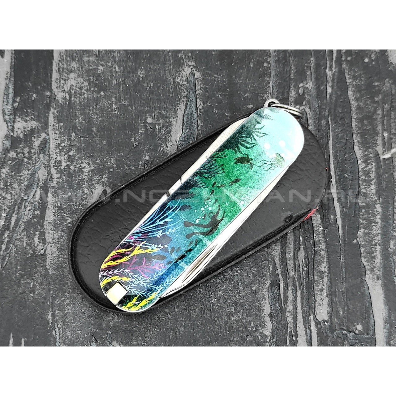 Швейцарский нож Victorinox 0.6223.L2006 Deep Dive (7 функций)