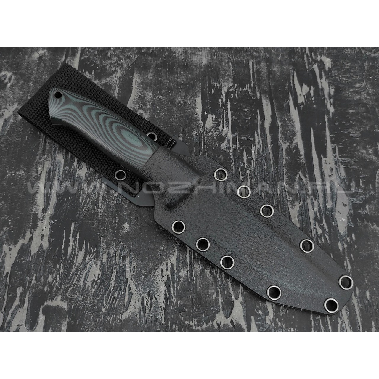 Апус Guard Dog сталь N690, рукоять G10 black/hunter