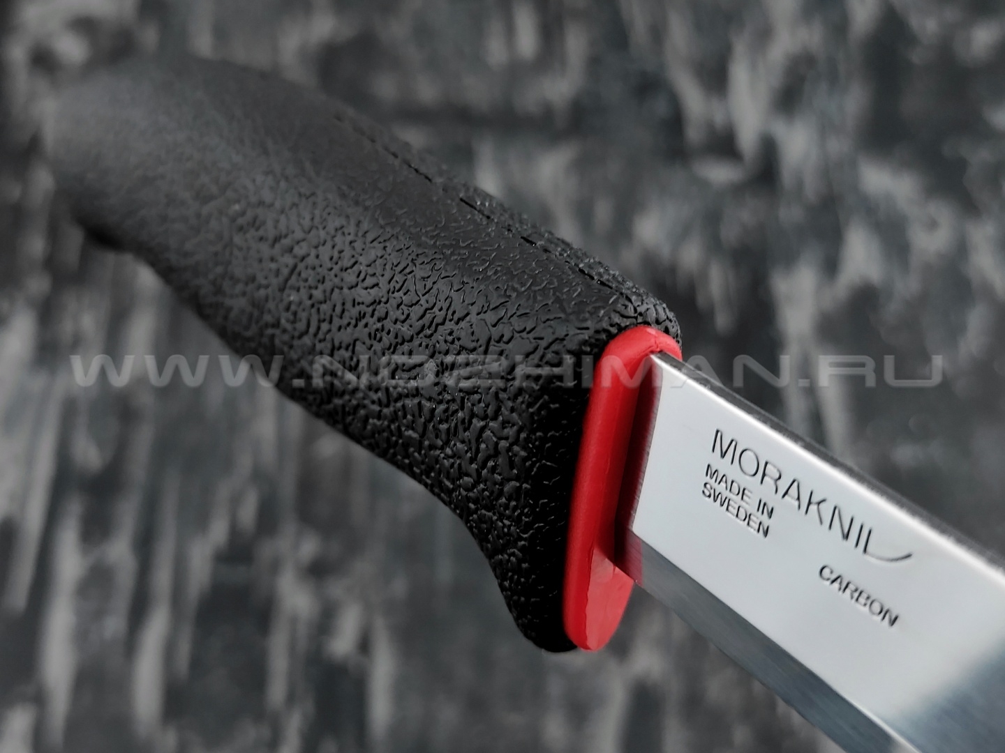 MORAKNIV нож 711 11481 сталь carbon, рукоять резинопластик