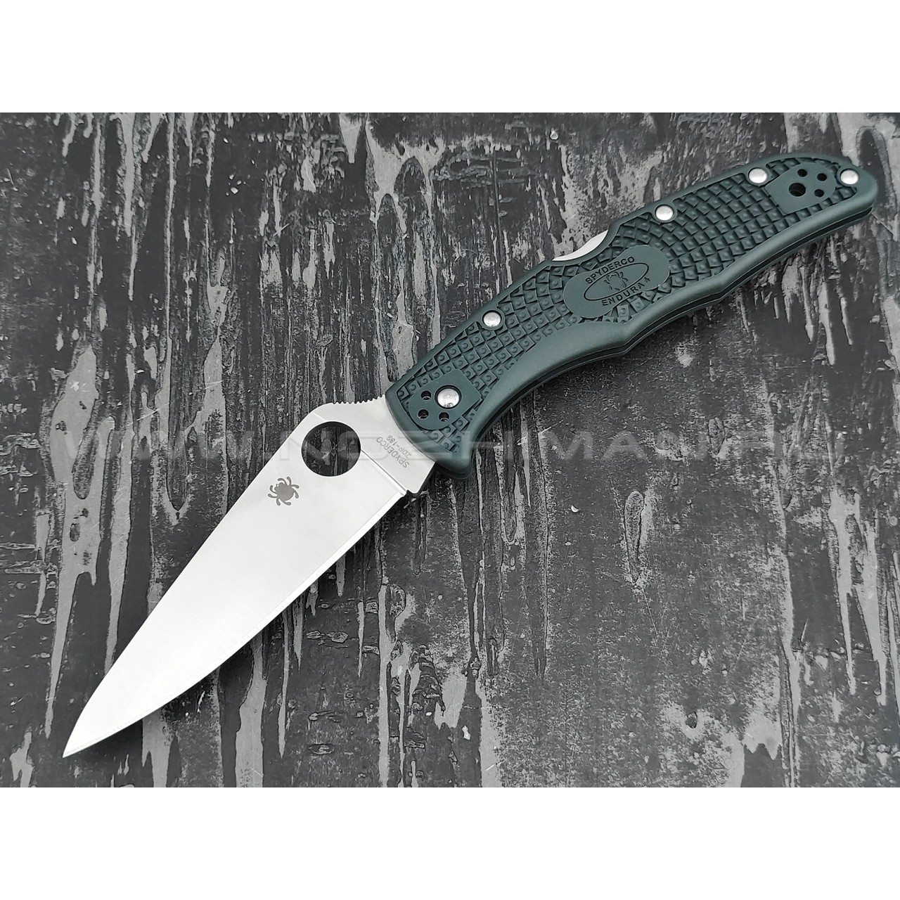 Нож Spyderco Endura 4 C10PGRE, сталь ZDP-189, рукоять FRN
