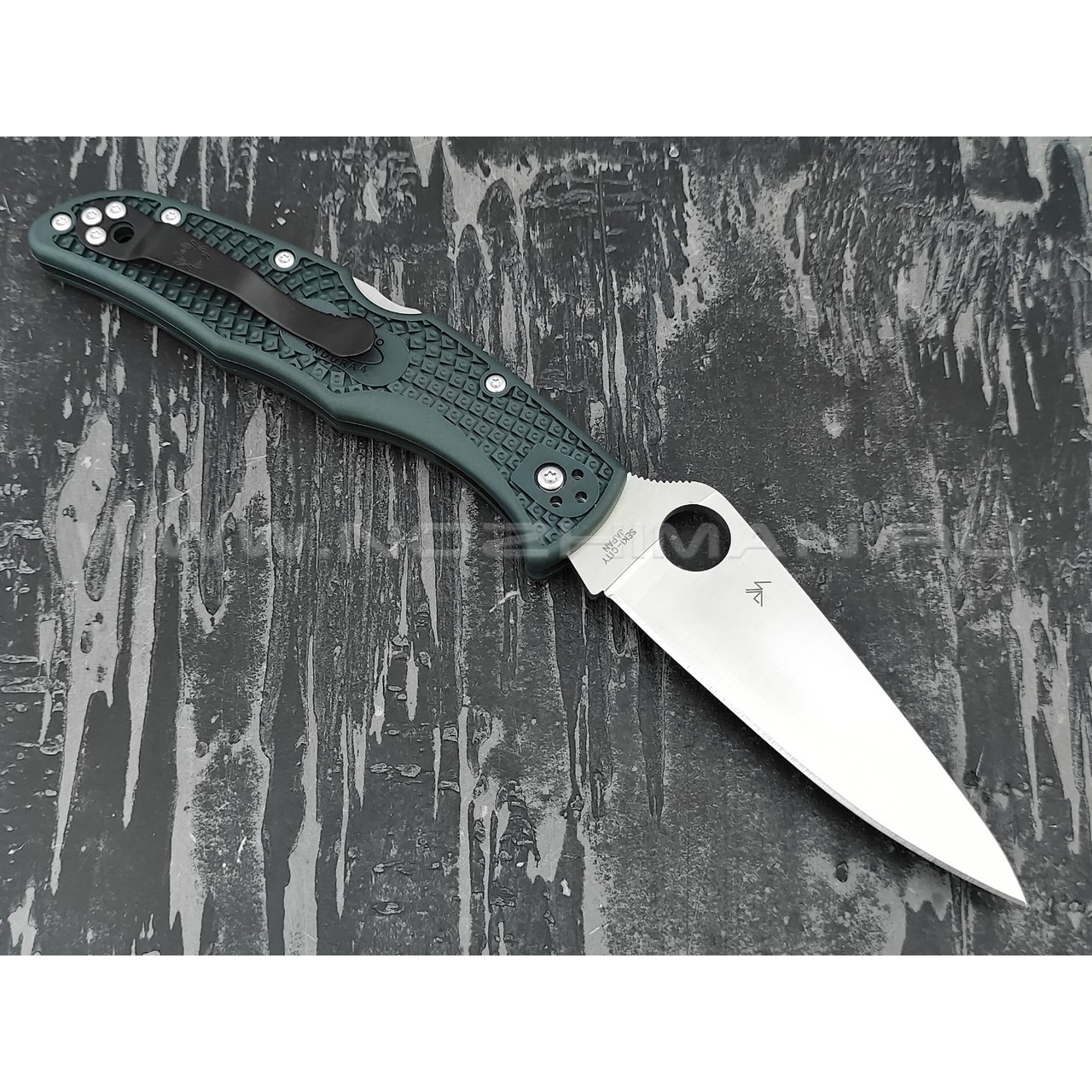 Нож Spyderco Endura 4 C10PGRE, сталь ZDP-189, рукоять FRN
