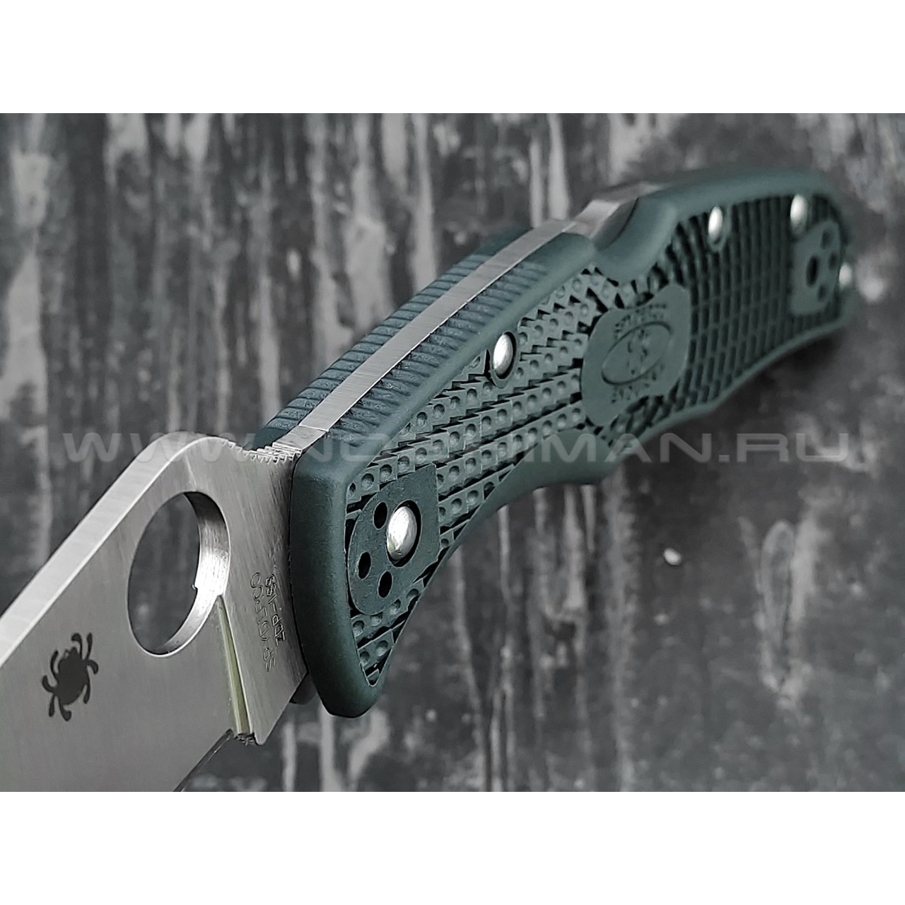 Нож Spyderco Endura 4 C10PGRE, сталь ZDP-189, рукоять FRN