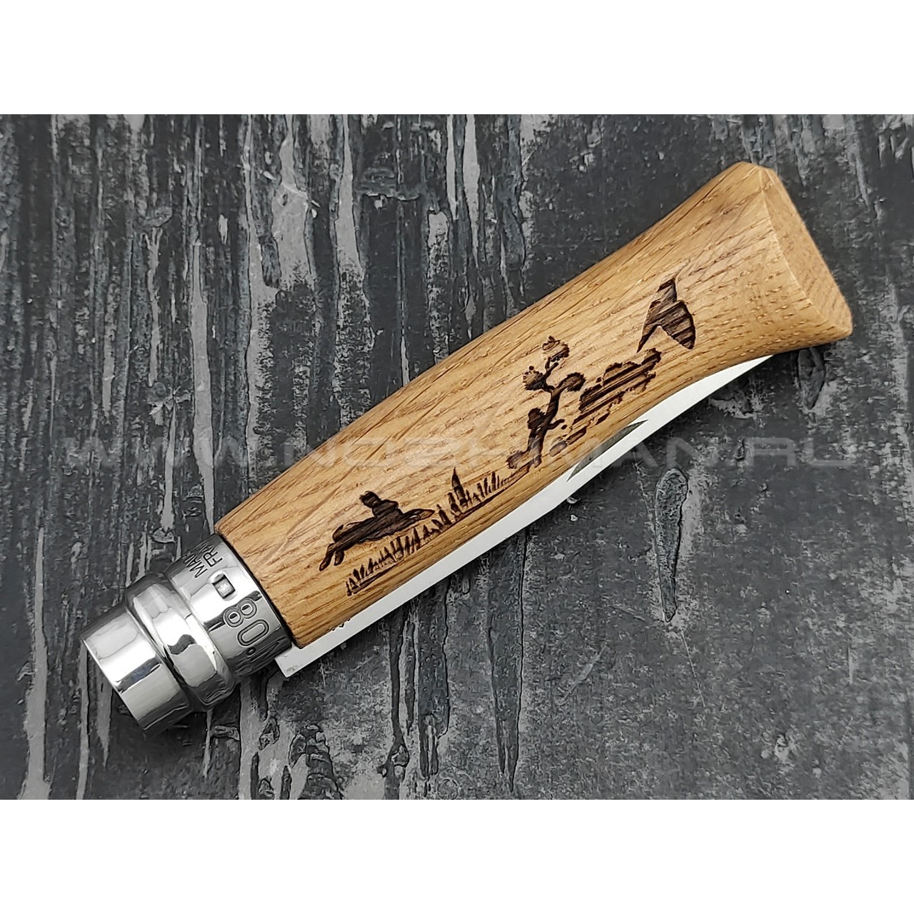 Нож Opinel Engraved №8 002333 Animalia Hare 2019 сталь Sandvik 12C27, рукоять дуб
