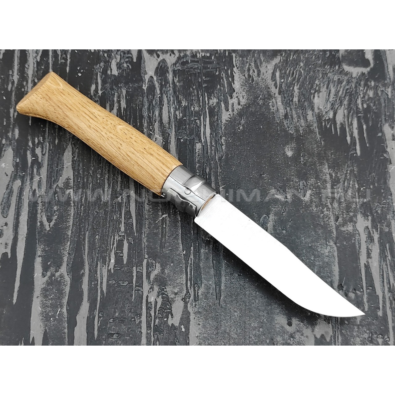Нож Opinel Engraved №8 002332 Animalia Deer 2019 сталь Sandvik 12C27, рукоять дуб