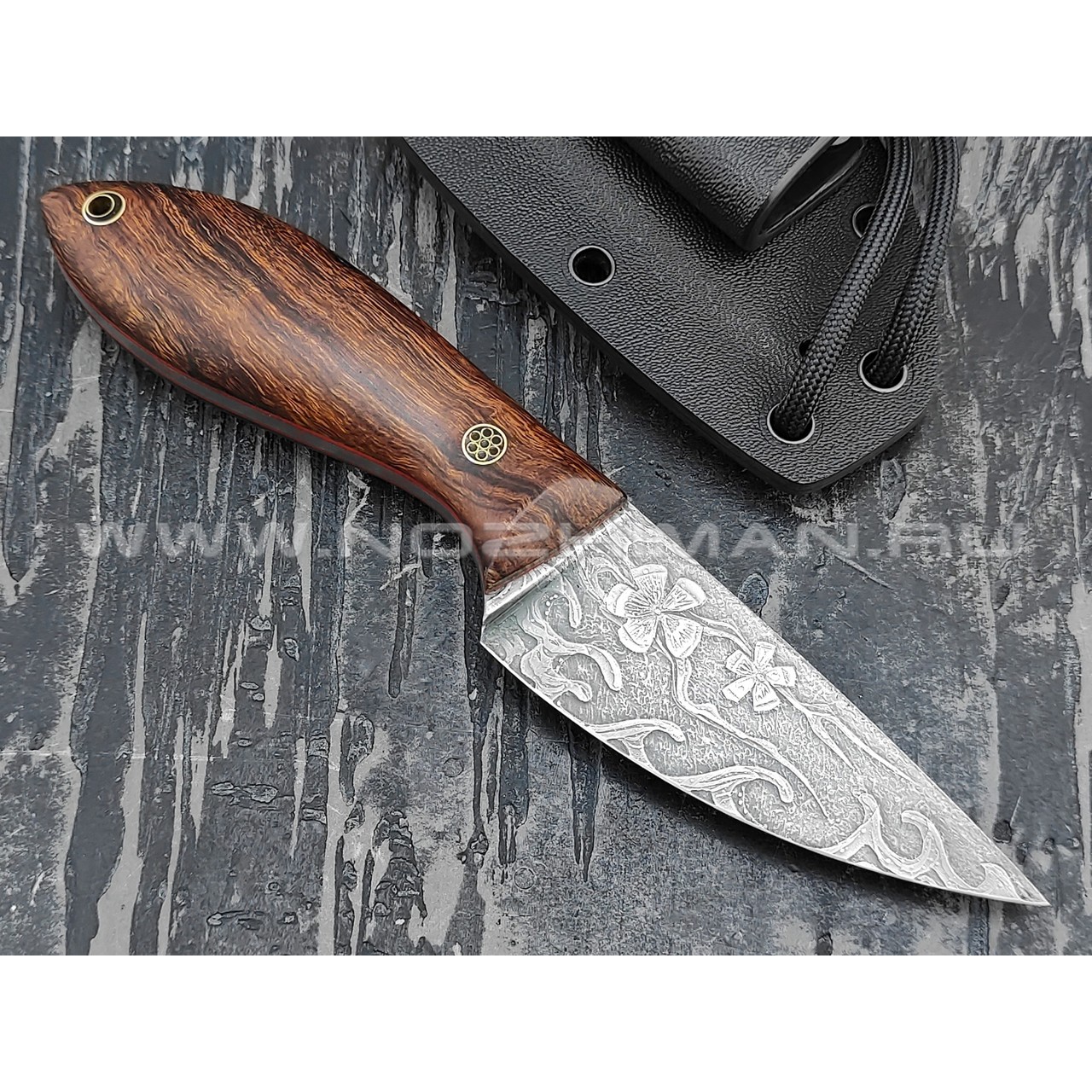 Волчий Век нож "Масичька" сталь M398 WA худ. травление, рукоять Ironwood