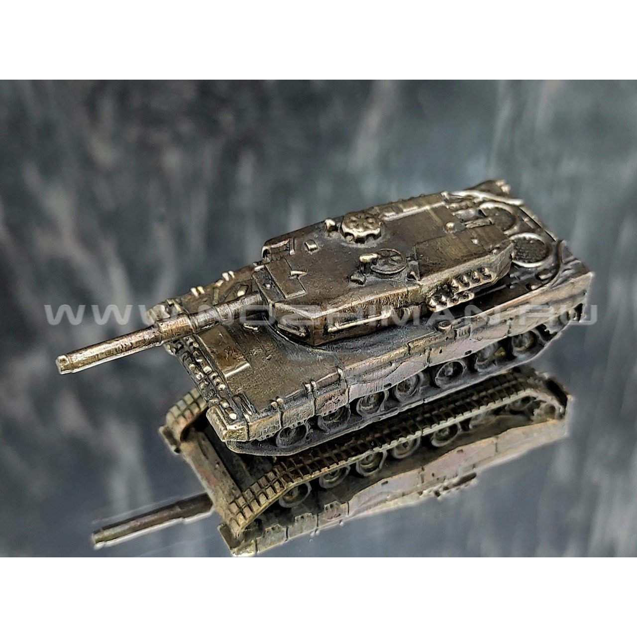 Танк Leopard 2a4, латунь, 50 мм