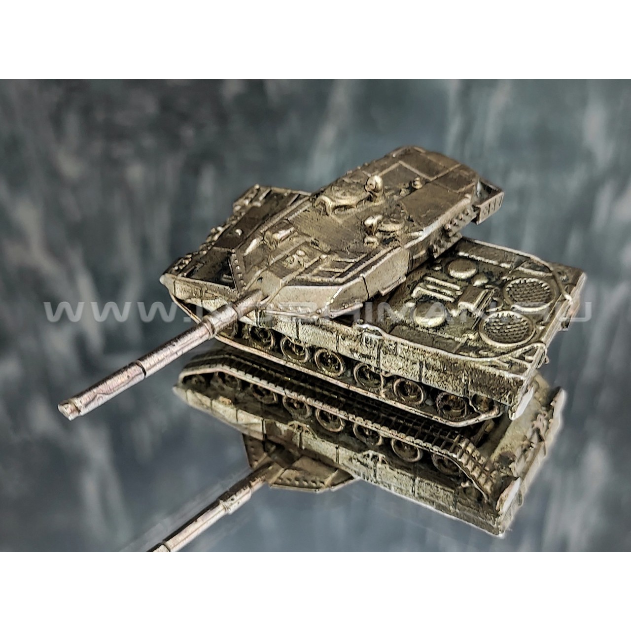 Танк Leopard 2a6, латунь, 50 мм