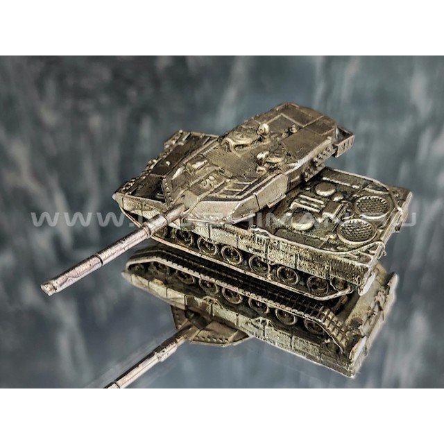 Танк Leopard 2a6, латунь, 50 мм
