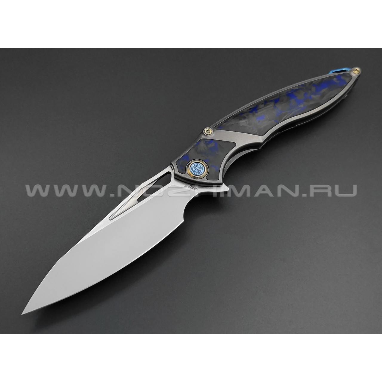 Rike Knife нож RK-1902-BCF сталь M390, рукоять Titanium/Carbon Blue