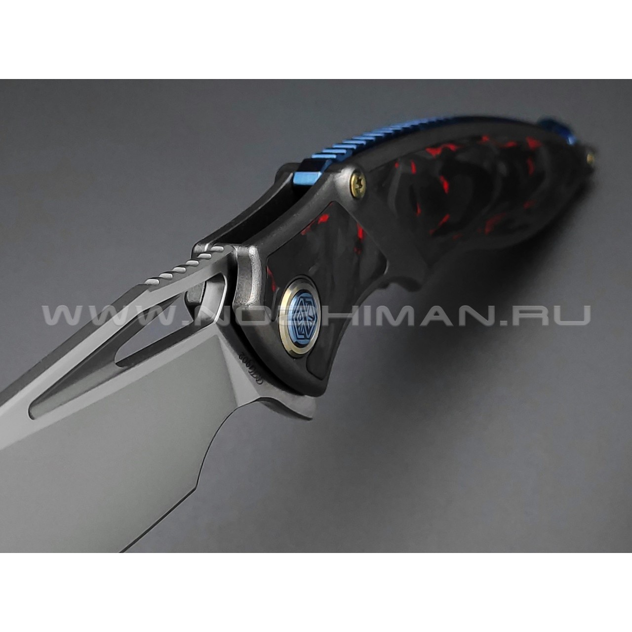 Rike Knife нож RK-1902-RCF сталь M390, рукоять Titanium/Carbon Red