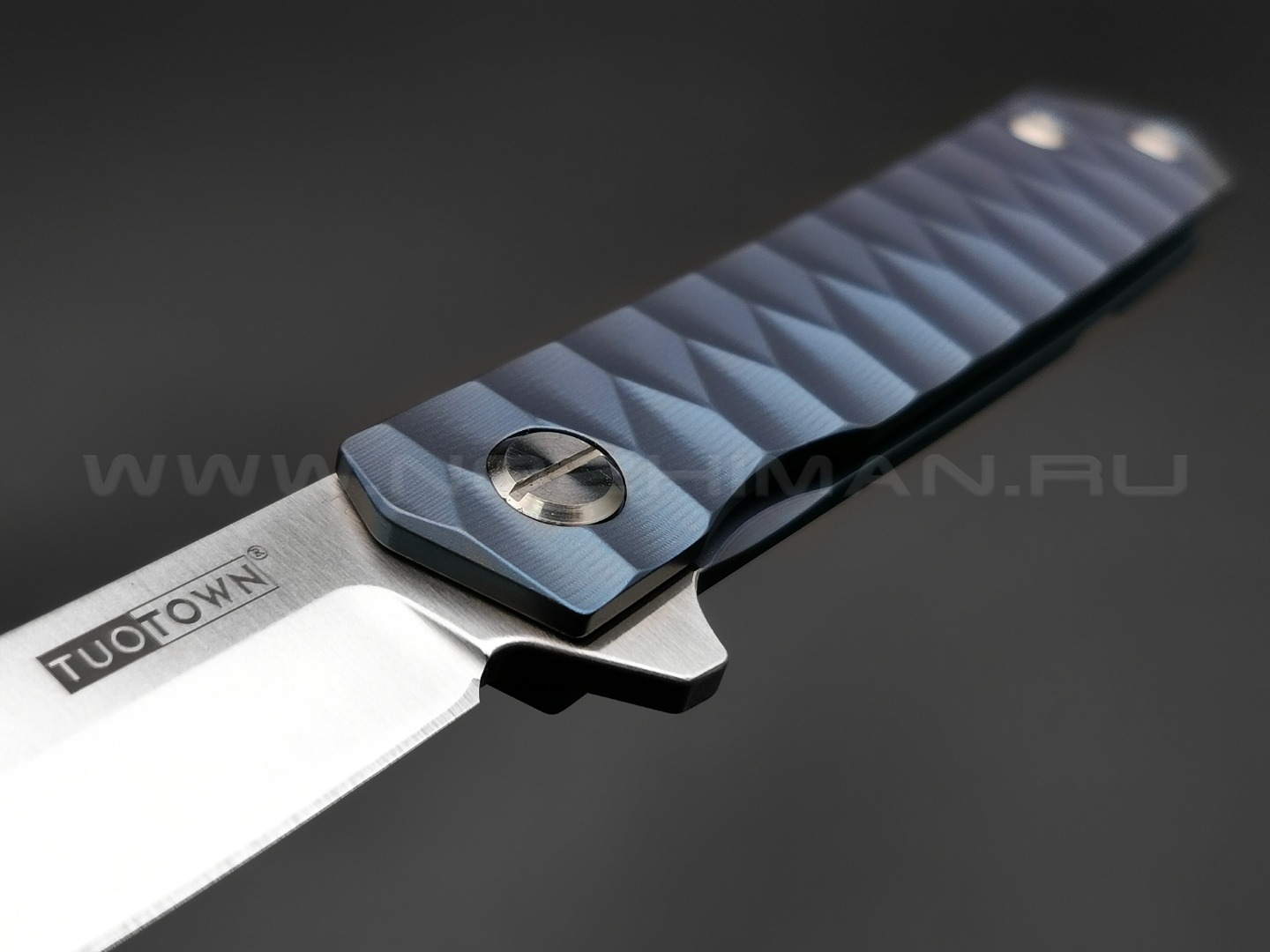 TuoTown нож DBSC-BL blue сталь D2, рукоять Титан