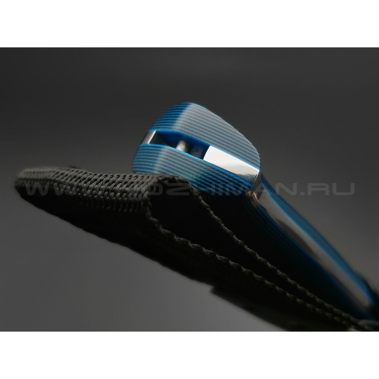 Апус нож Fishman сталь N690, рукоять G10 black & blue