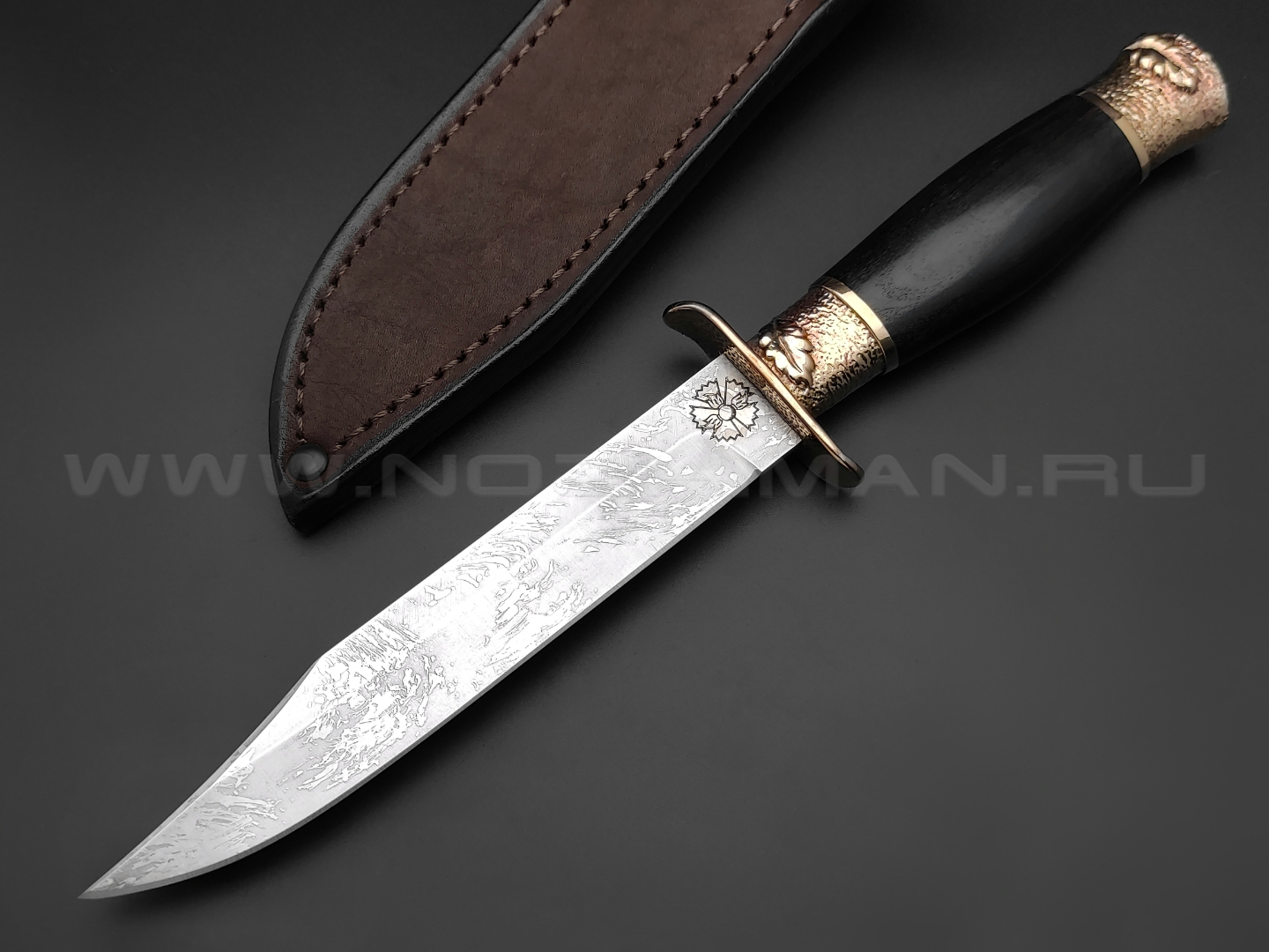 Нож разведчика "НР-40" сталь Х12МФ, рукоять дерево граб, бронза (Фурсач А. А.)