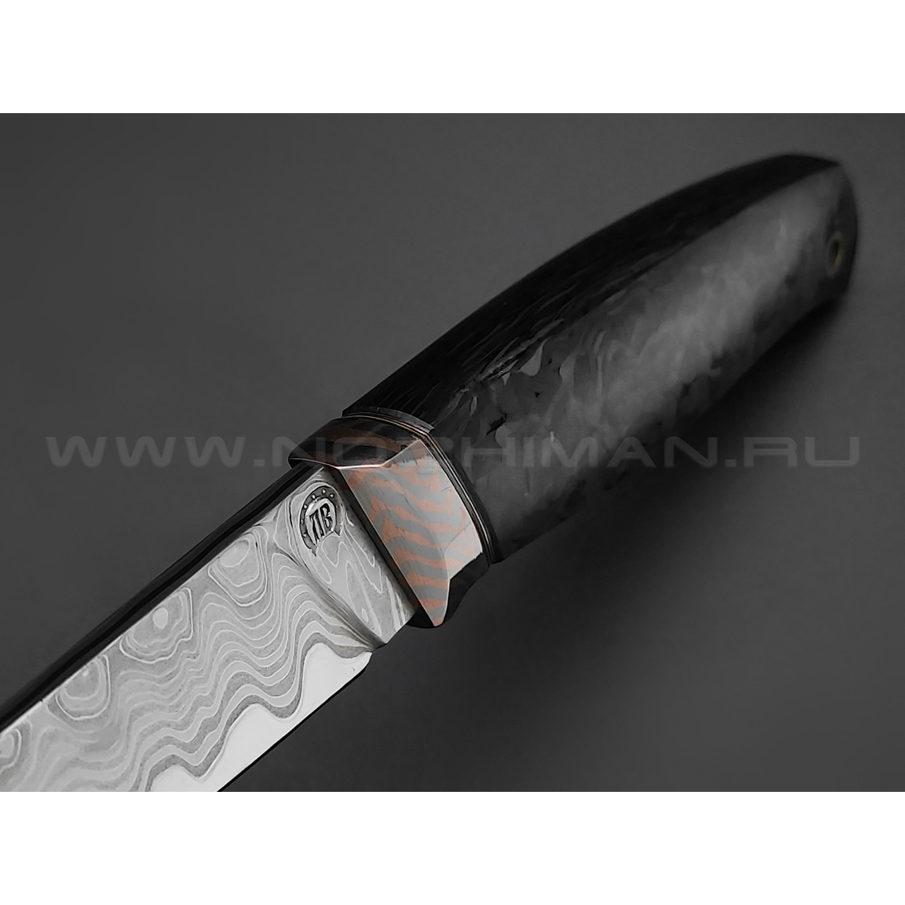 Нож "НЛВ64" ламинат M390, рукоять хаотичный карбон, мокумэ-гане (Кузница Васильева)