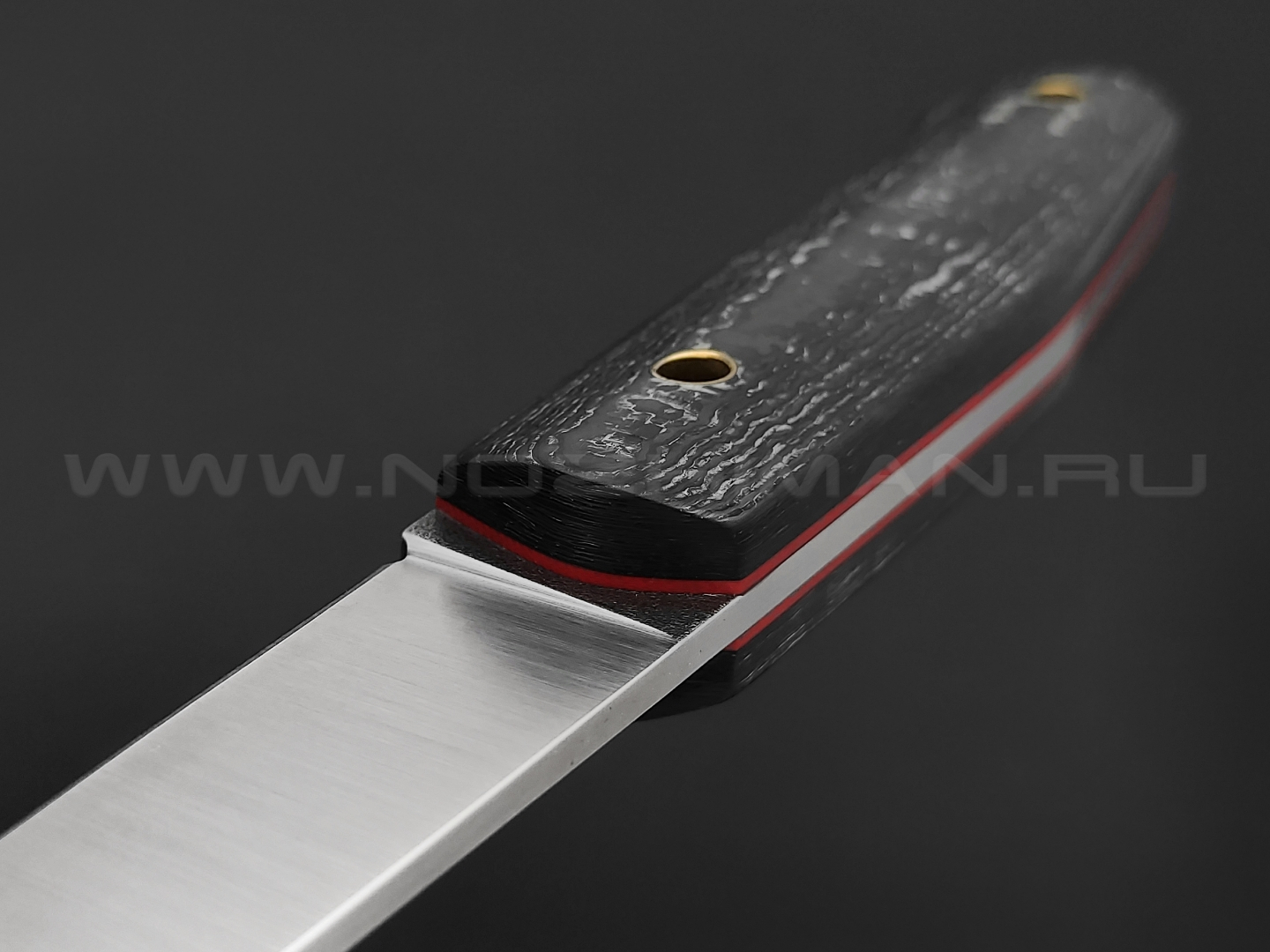 Нож Burlax BX0002 сталь X90, рукоять Carbon fiber, G10 red