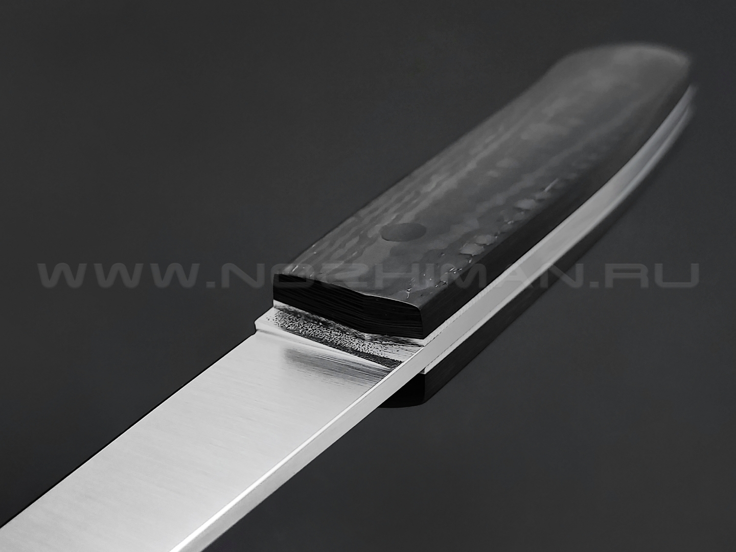 Нож Burlax BX0003 сталь X90, рукоять Carbon fiber, G10 white