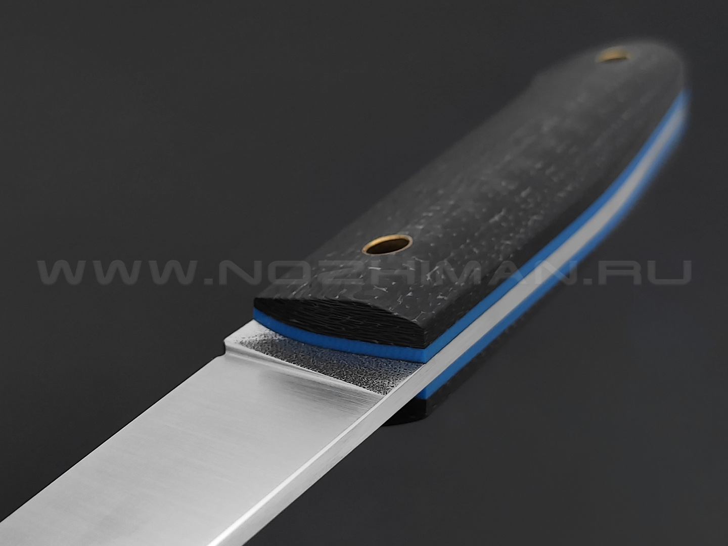 Нож Burlax BX0004 сталь X90, рукоять Carbon fiber, G10 blue