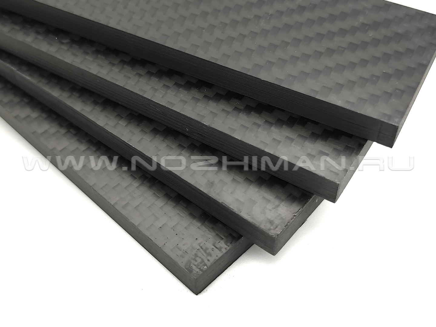 Плашка карбон 50К 130х40х7 мм Carbon fiber