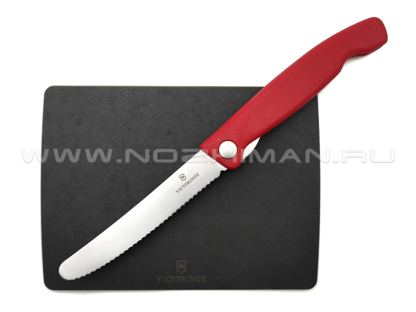 Швейцарский набор Victorinox 6.7191.F1 red (складной нож, разделочная доска)