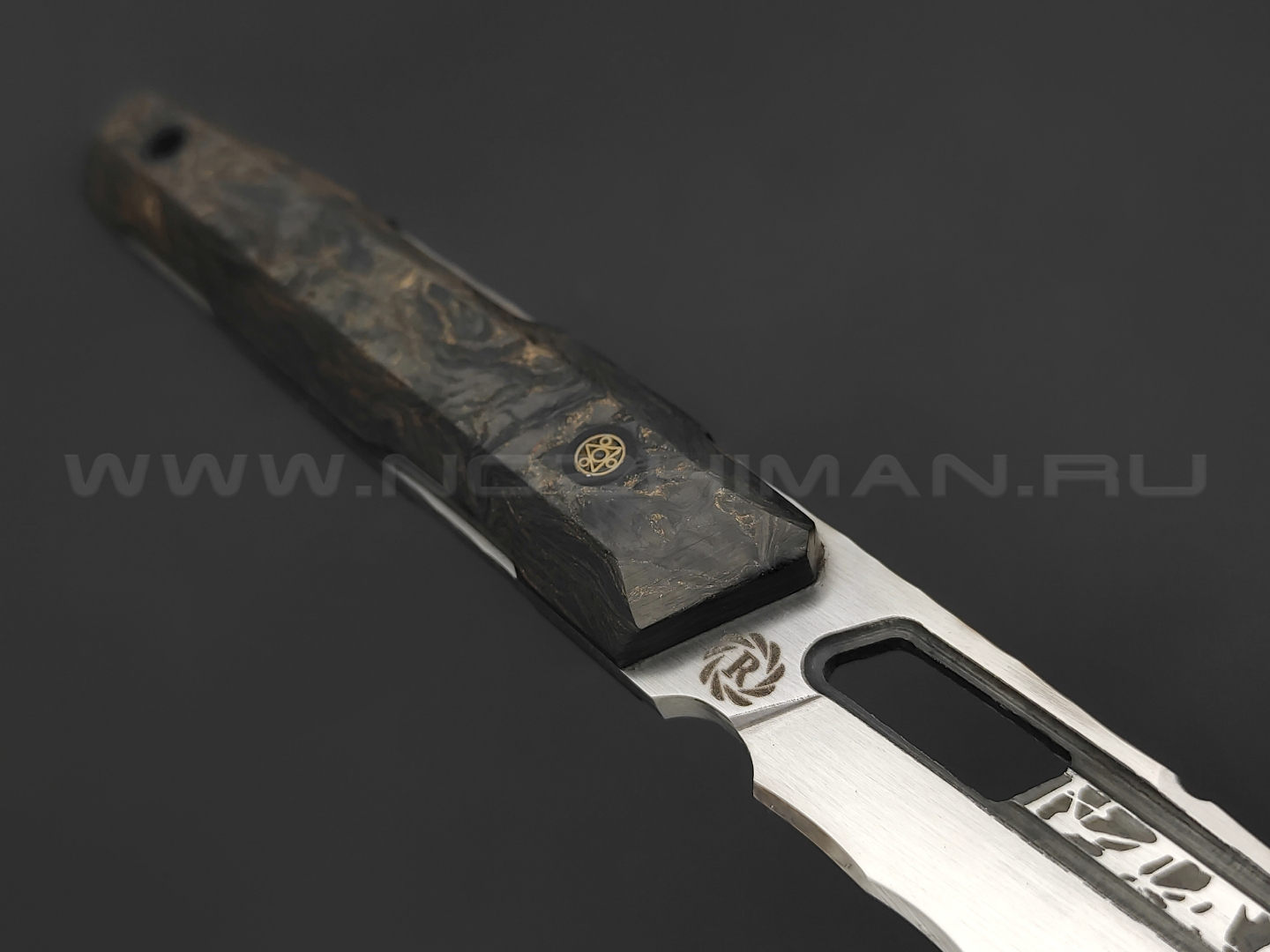 Neyris Knives нож Sintet S сталь M398, рукоять Carbon fiber dark matter gold