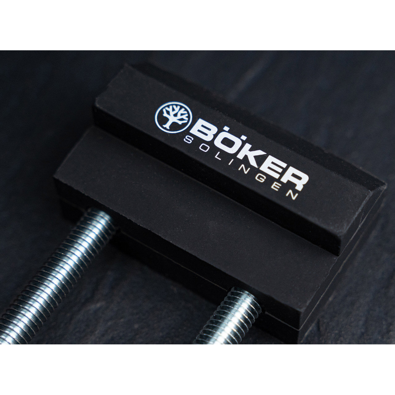 Универсальный держатель точильных камней Boker Plus BK09BO370 Stone Holder