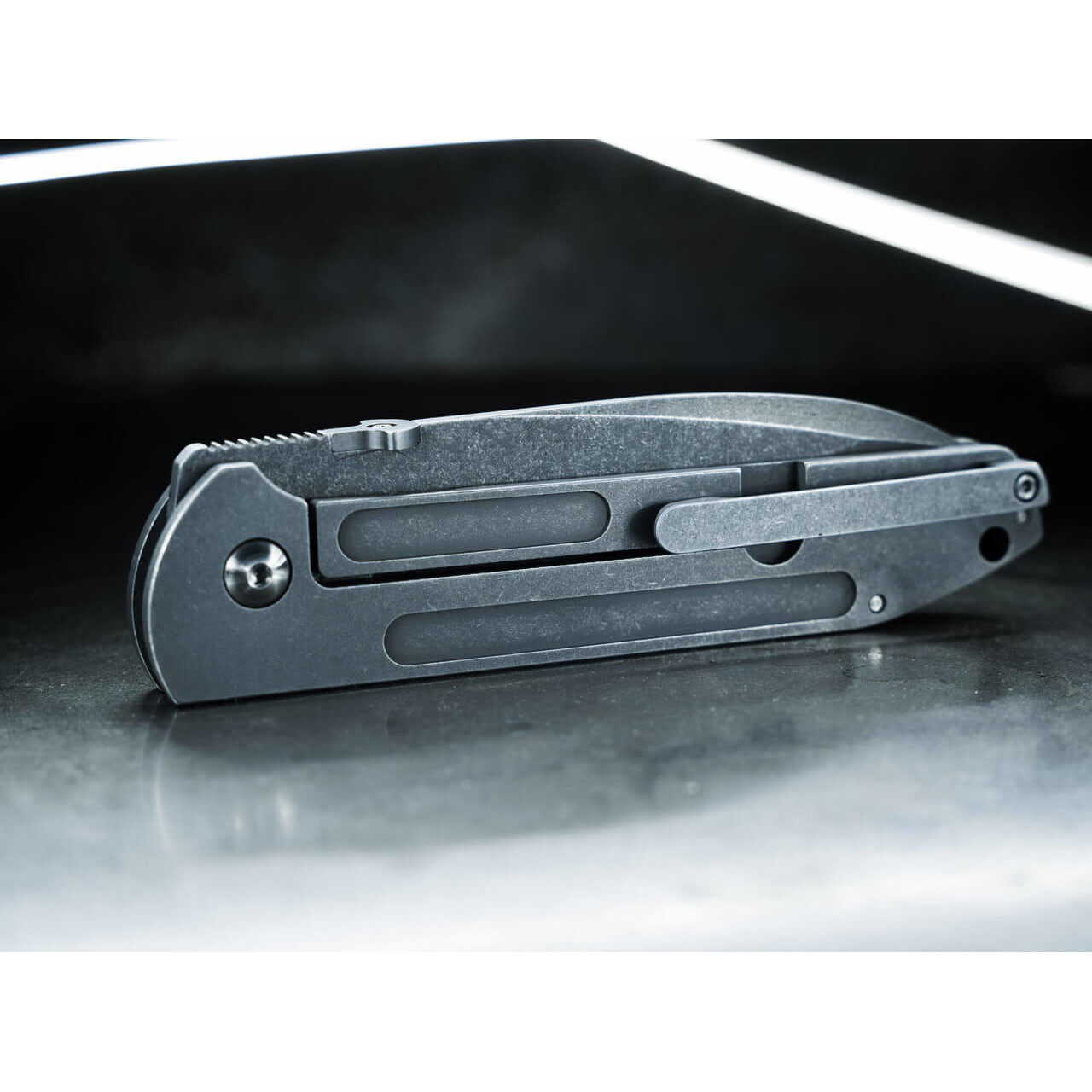 Нож Boker Plus Evade BK01BO384 сталь D2, стальная рукоять