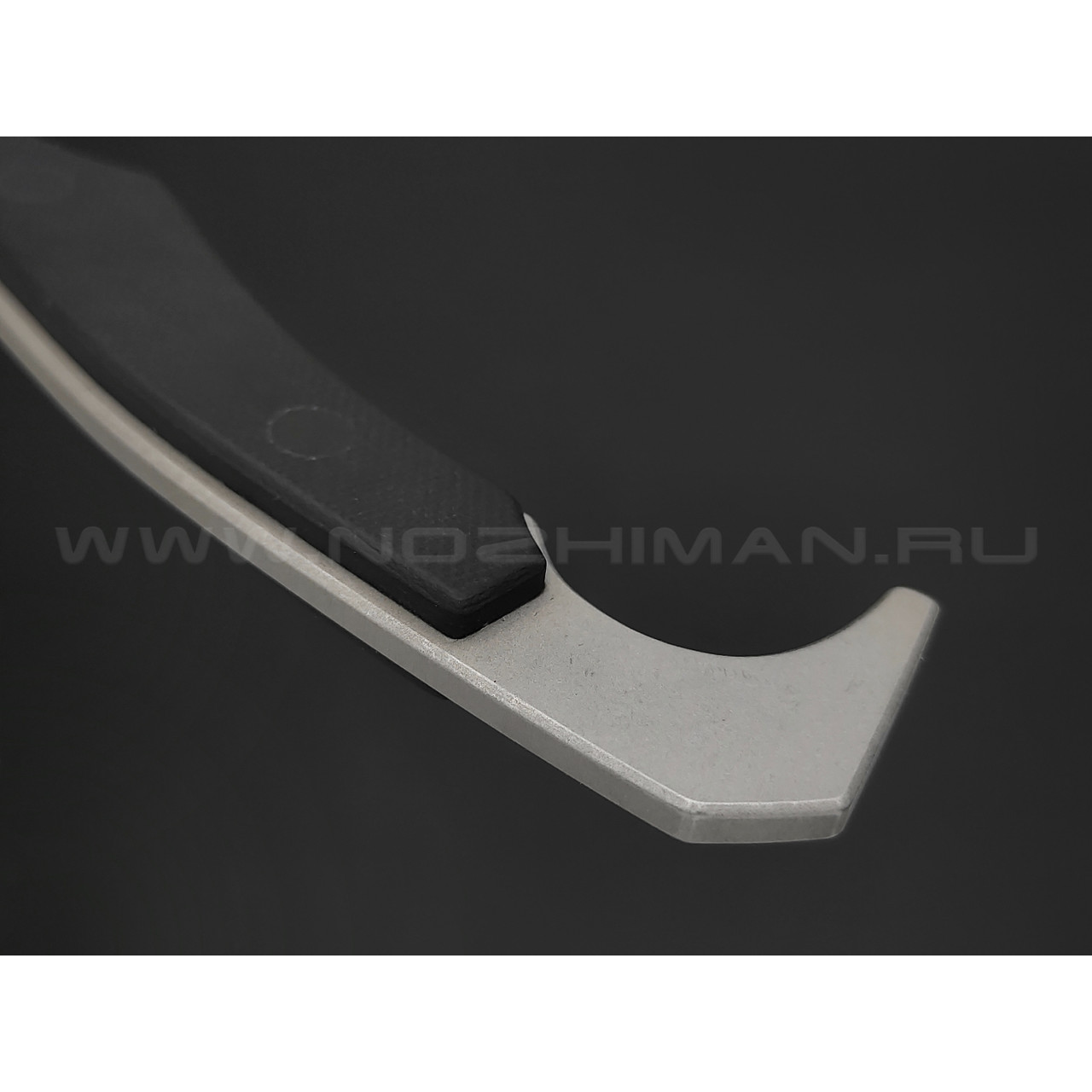 Апус нож Триггер сталь N690, рукоять G10 чёрный