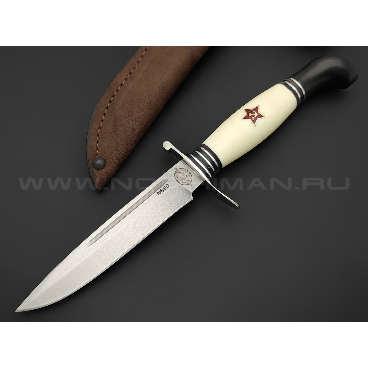 Кузница Коваль нож Финка НКВД с красной звездой, сталь N690, рукоять Дерево граб, мельхиор, полимер