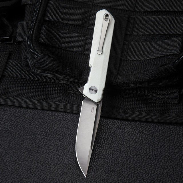 Нож Bestechman Dundee BMK01G сталь D2 satin, рукоять G10 white