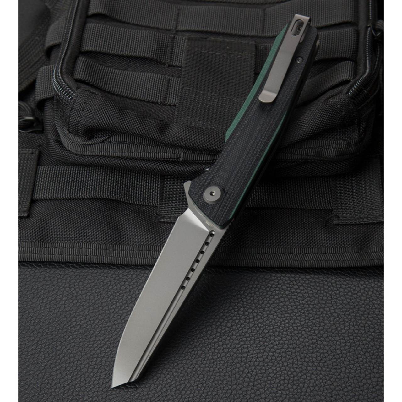 Нож Bestech Slyther BG51D сталь 14C28N grey, рукоять G10 black & green