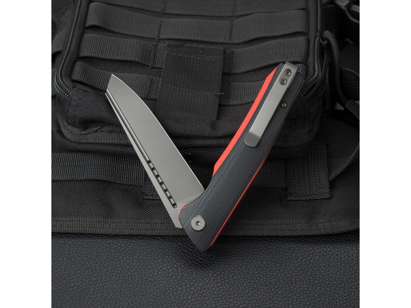 Нож Bestech Slyther BG51C сталь 14C28N grey, рукоять G10 black & red