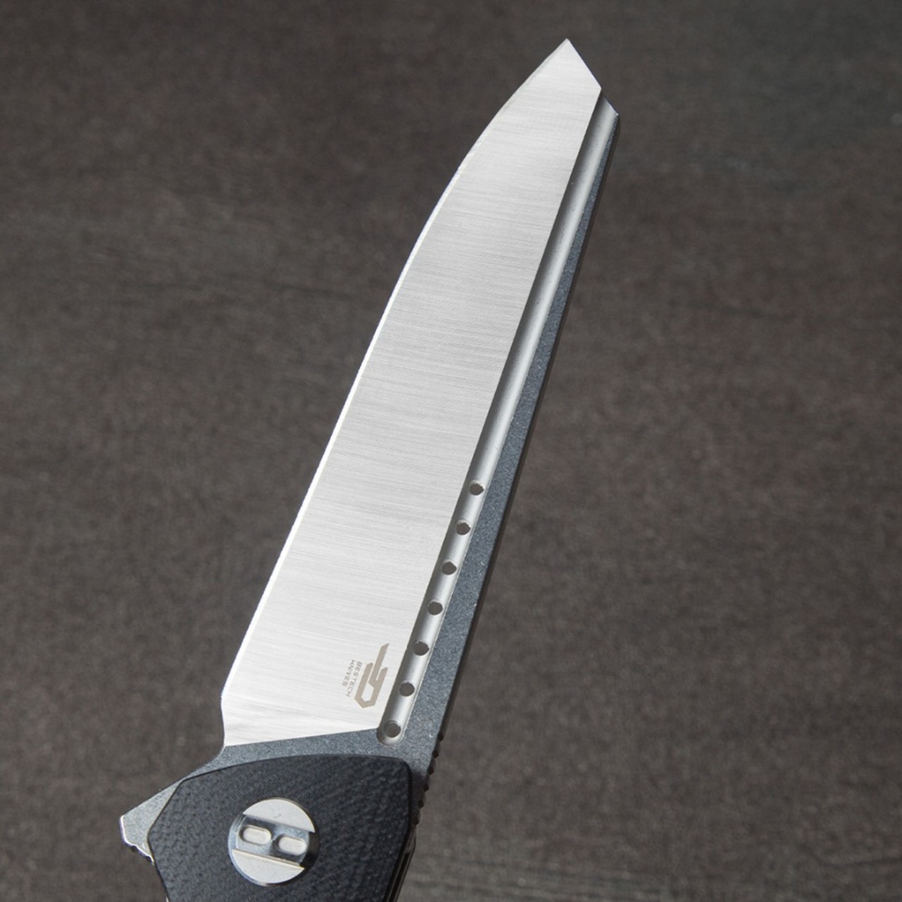 Нож Bestech Slyther BG51A-1 сталь 14C28N satin, рукоять G10 black
