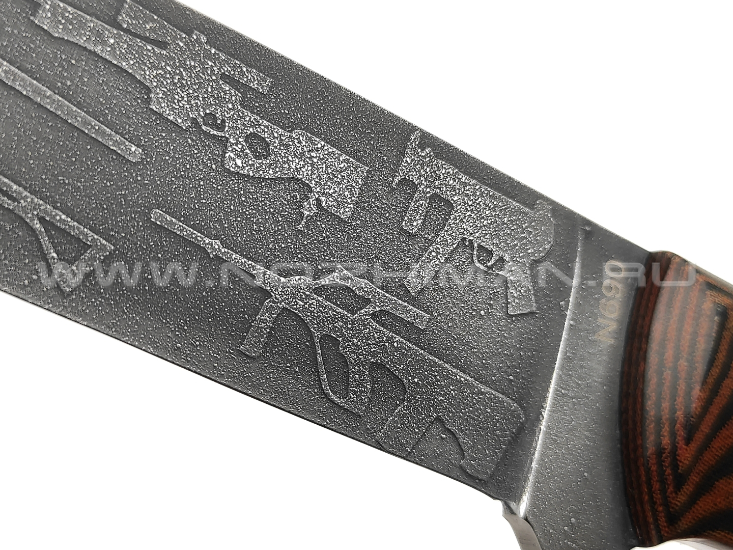 Богдан Гоготов нож NBG-38 сталь N690, рукоять Микарта