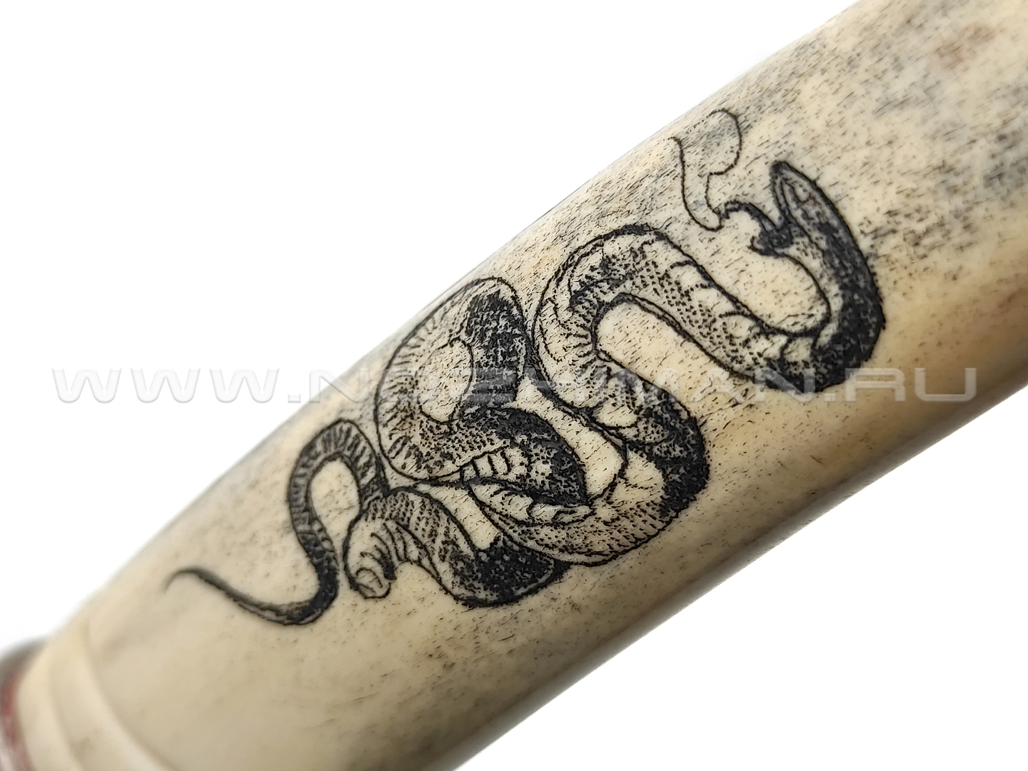 Влад Матвеев нож VM46 мозаичный дамаск, рукоять рог лося с пирографией, нейзильбер
